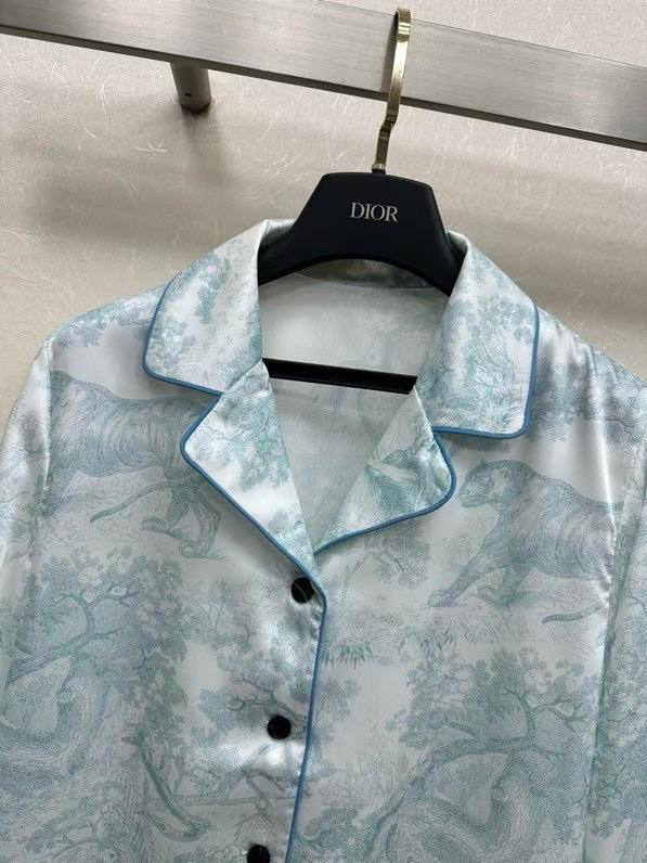 КОСТЮМ CHRISTIAN DIOR детальное фото