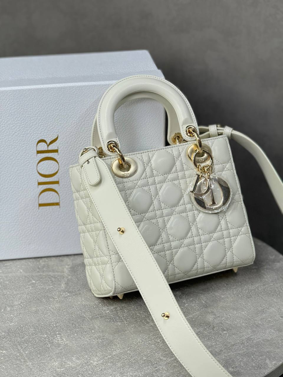 СУМКА CHRISTIAN DIOR LADY детальное фото