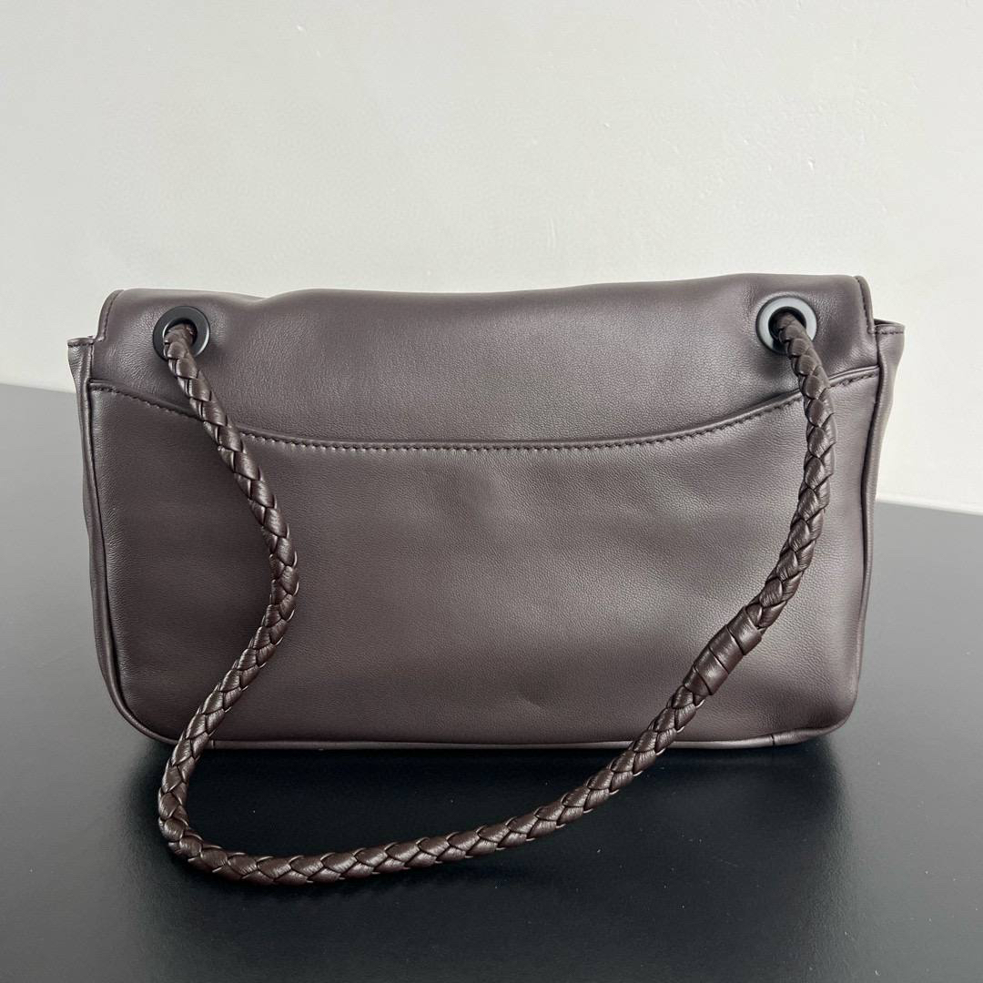 СУМКА BOTTEGA VENETA MADISON детальное фото