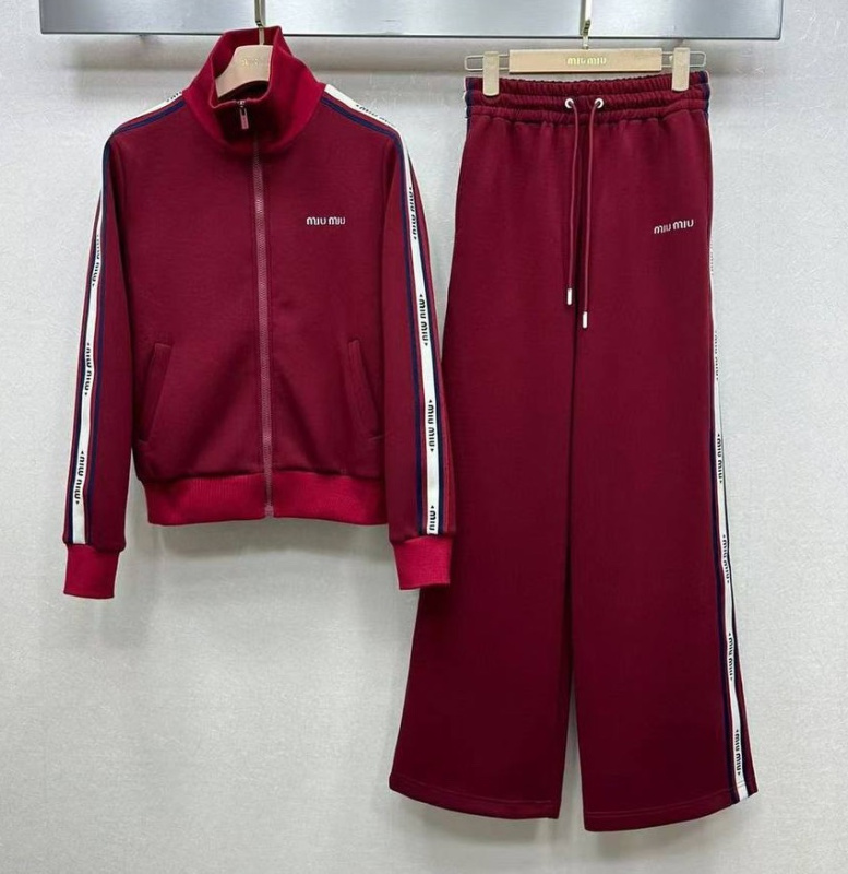 КОСТЮМ MIU MIU фото