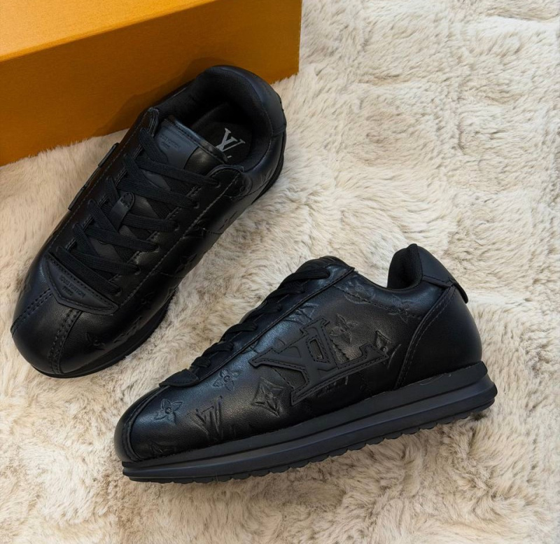 КРОССОВКИ LOUIS VUITTON фото