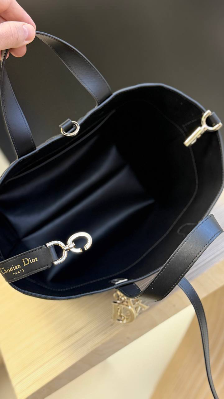 СУМКА CHRISTIAN DIOR детальное фото