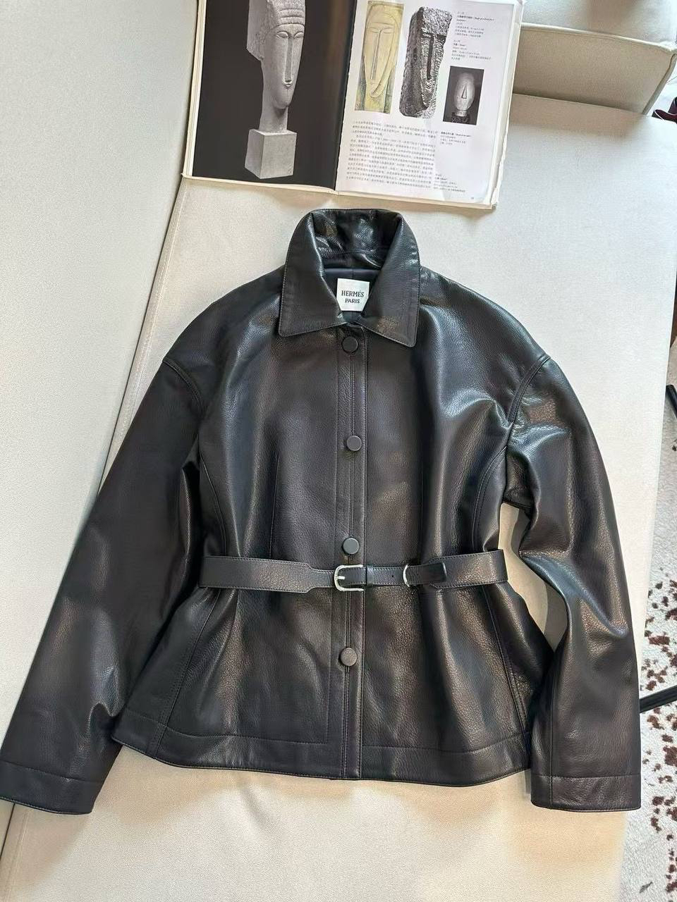 КУРТКА HERMES детальное фото