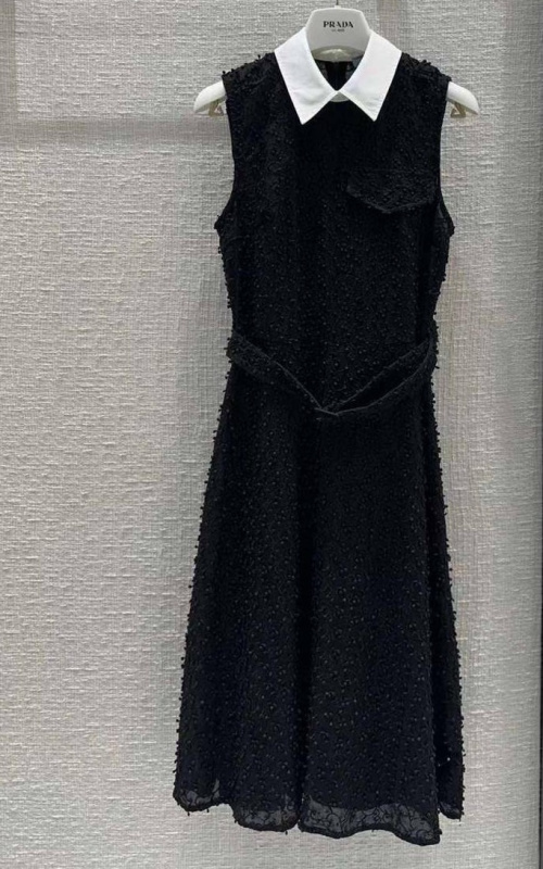 ПЛАТЬЕ PRADA фото