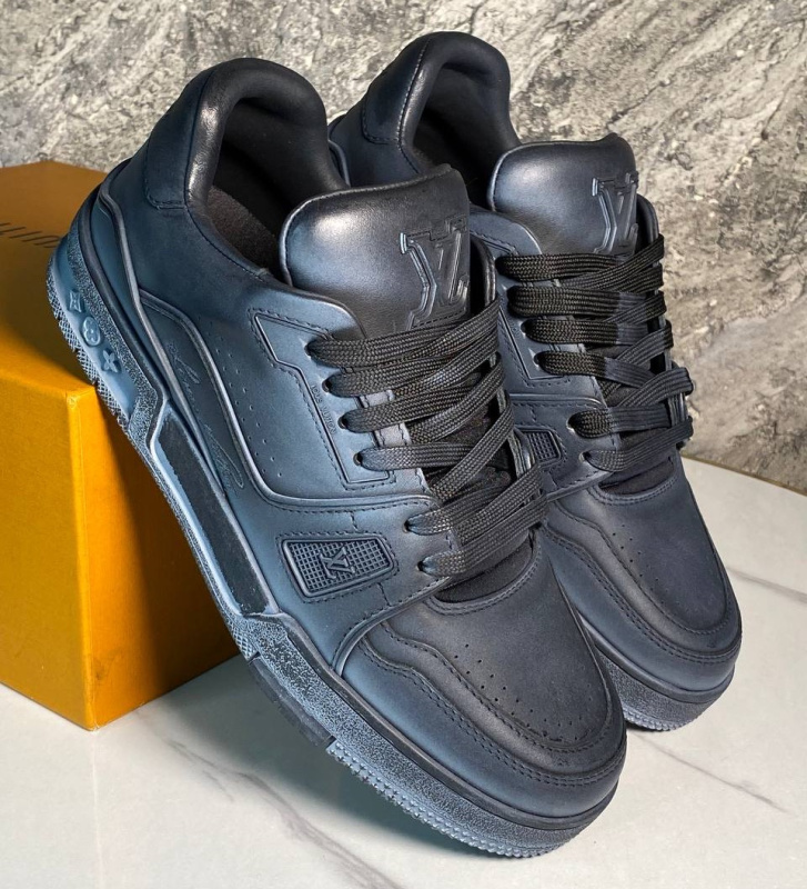 МУЖСКИЕ КРОССОВКИ LOUIS VUITTON фото