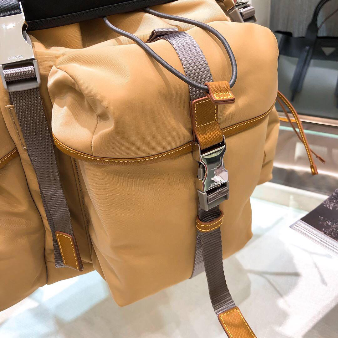 МУЖСКОЙ РЮКЗАК PRADA детальное фото