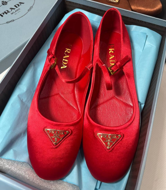 БАЛЕТКИ PRADA фото