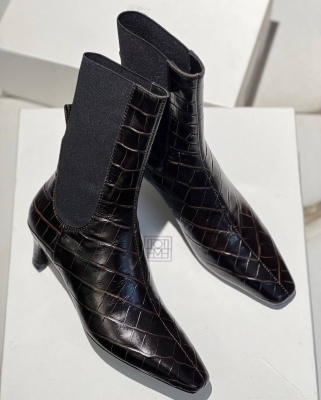 БОТИЛЬОНЫ TOTEME фото