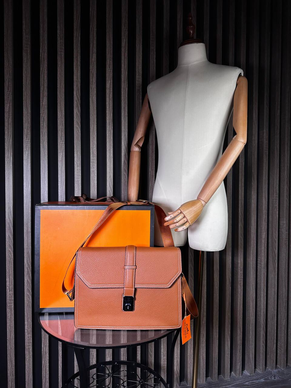 МУЖСКАЯ СУМКА МЕССЕНДЖЕР HERMES детальное фото