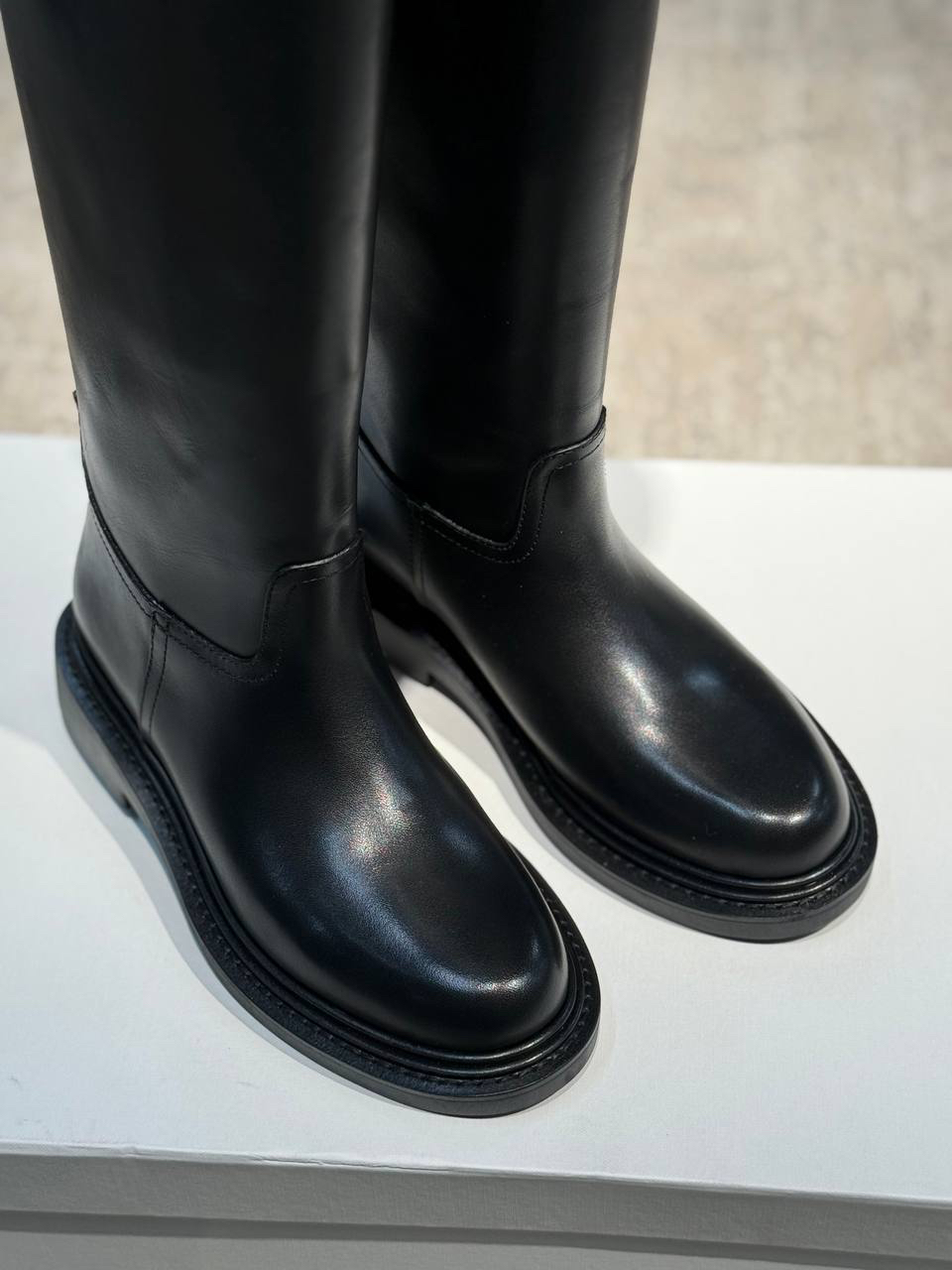 САПОГИ CELINE детальное фото