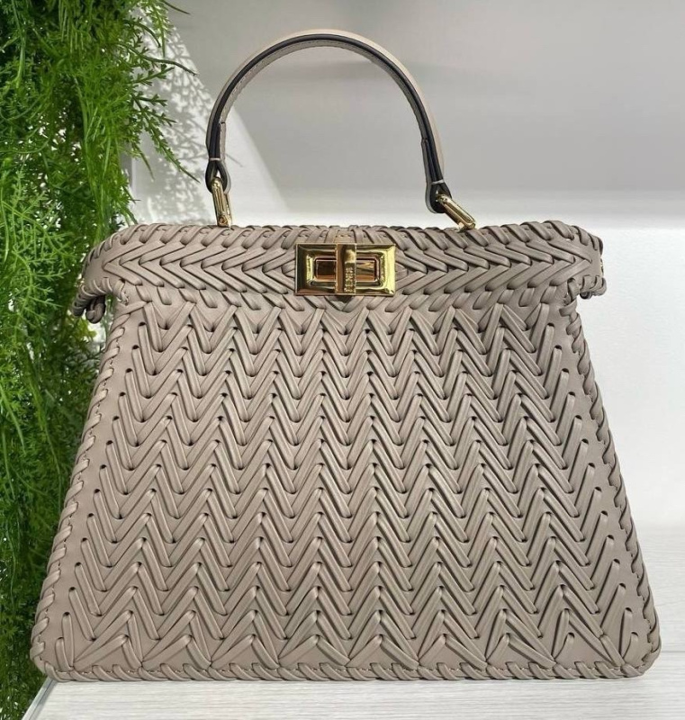 СУМКА FENDI PEEKABOO фото