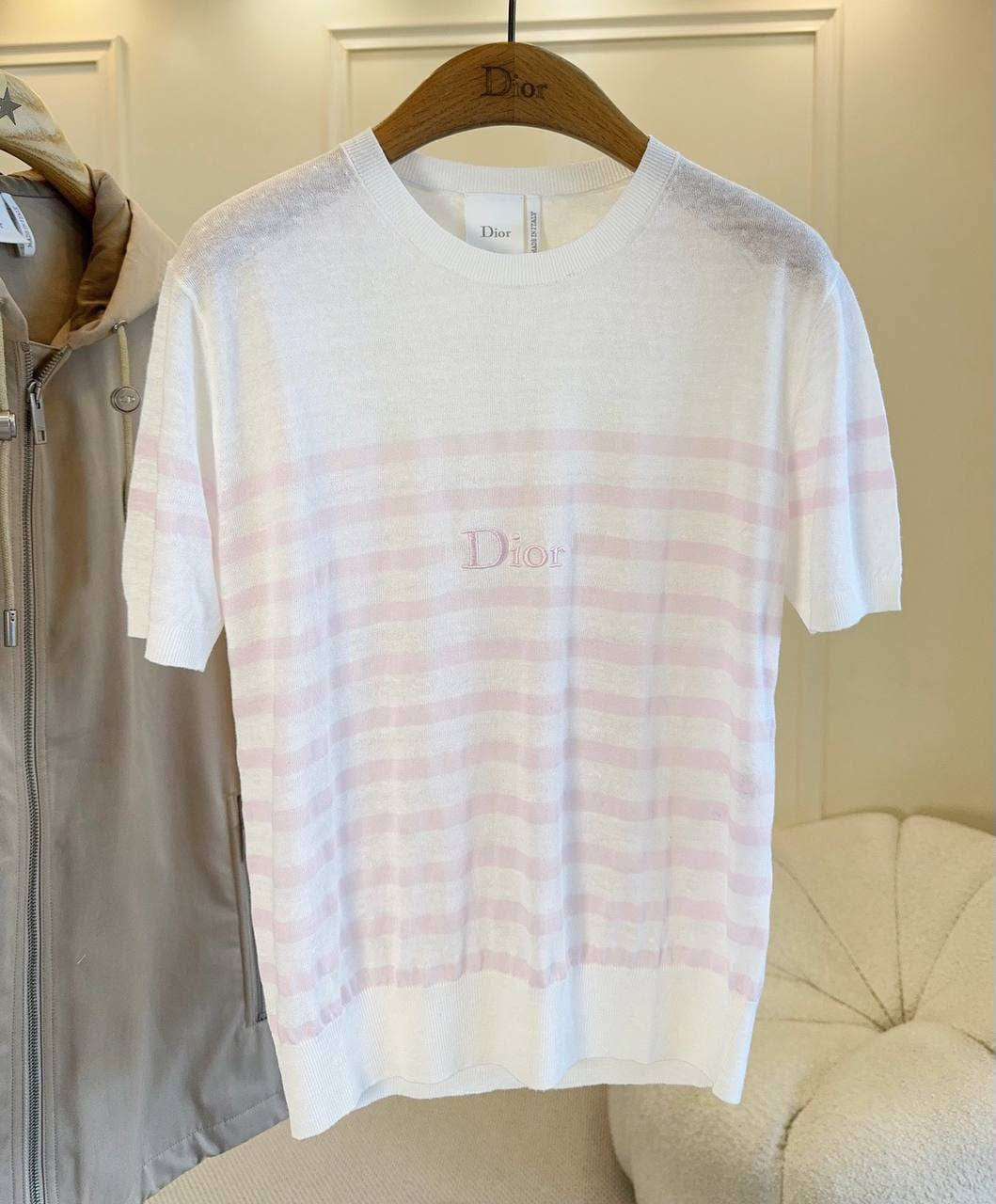 ФУТБОЛКА CHRISTIAN DIOR детальное фото