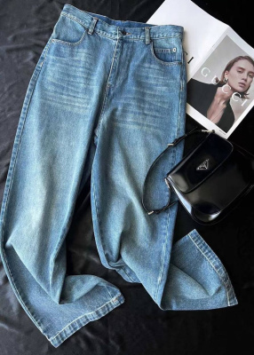 ДЖИНСЫ PRADA фото
