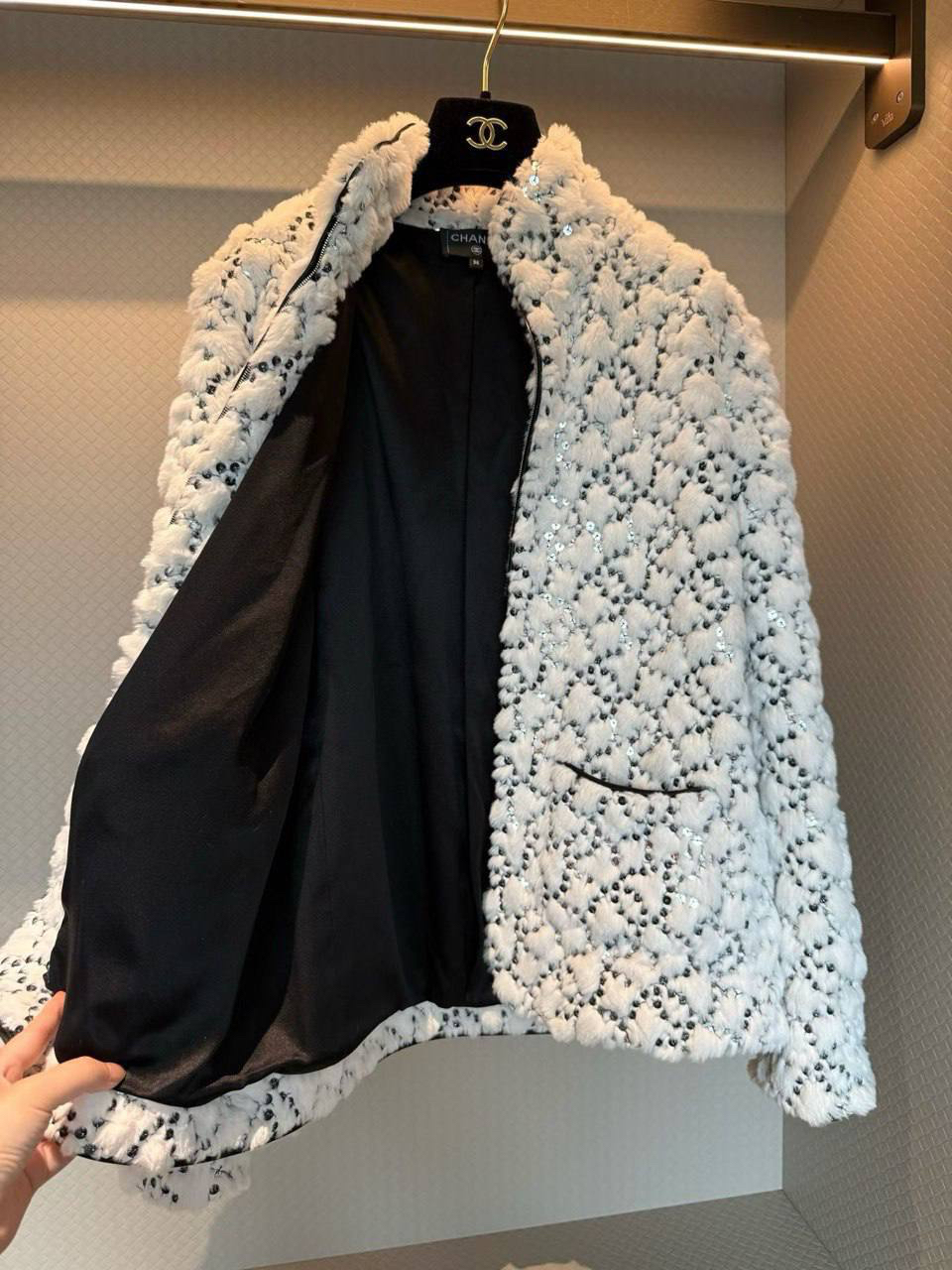 КУРТКА CHANEL детальное фото