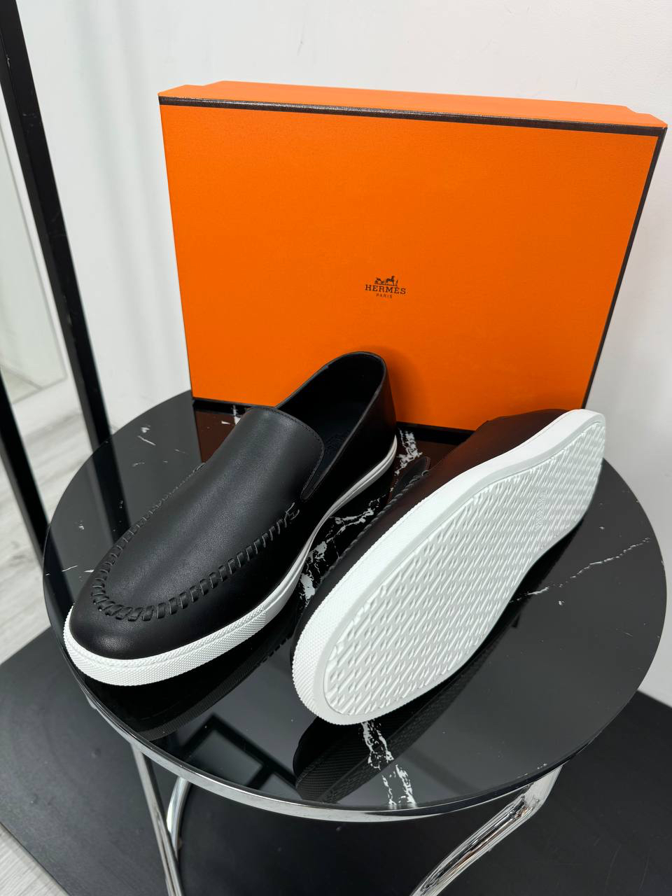 МУЖСКИЕ ЛОФЕРЫ HERMES детальное фото