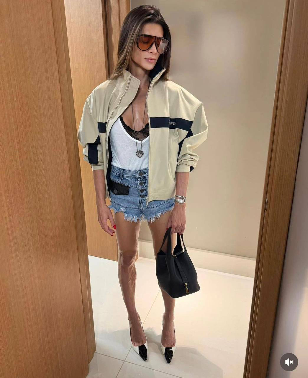 ВЕТРОВКА SAINT LAURENT детальное фото