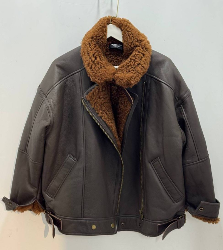 ДУБЛЕНКА BALENCIAGA фото