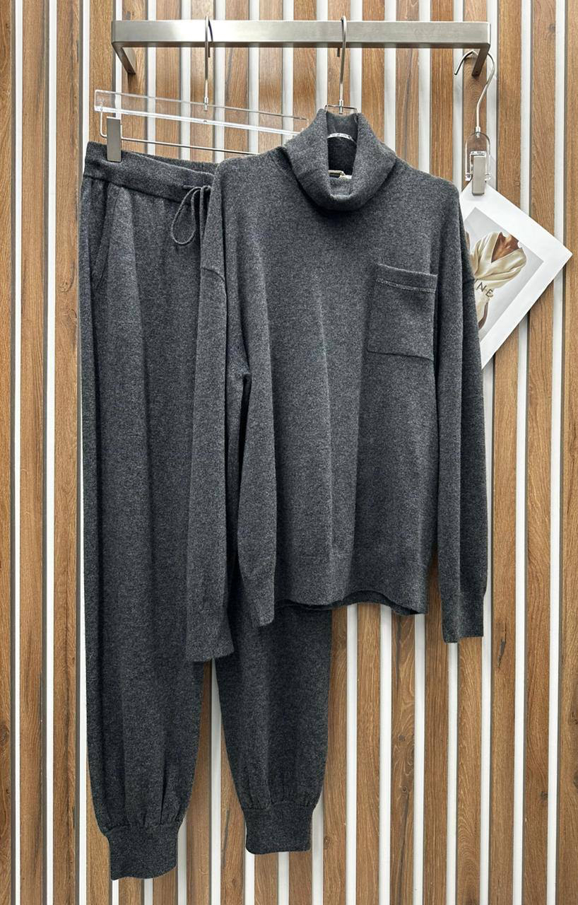 КОСТЮМ BRUNELLO CUCINELLI детальное фото