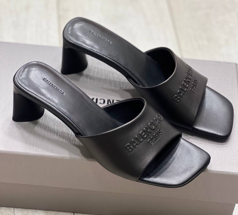 ШЛЕПКИ BALENCIAGA фото