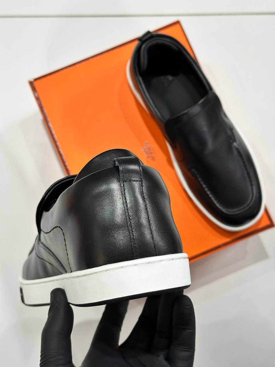 МУЖСКИЕ ЛОФЕРЫ HERMES детальное фото