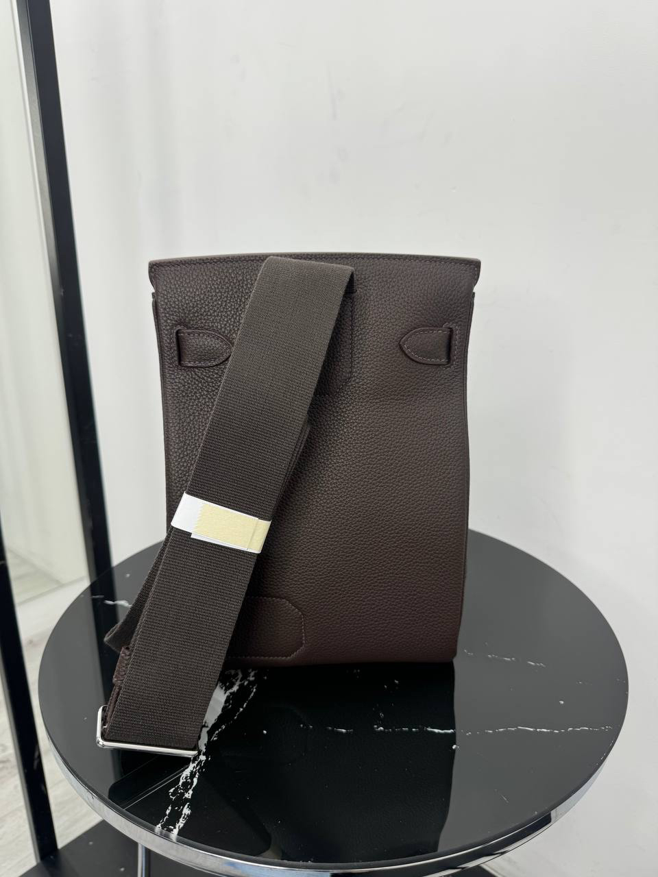 МУЖСКАЯ СУМКА СЛИНГ HERMES детальное фото