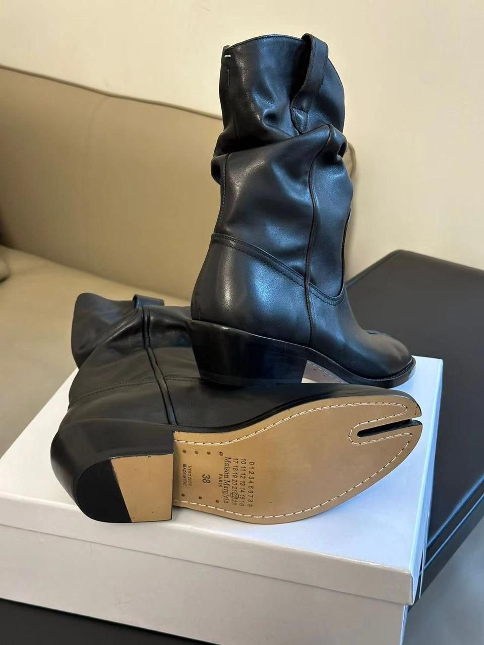 САПОГИ MAISON MARGIELA детальное фото
