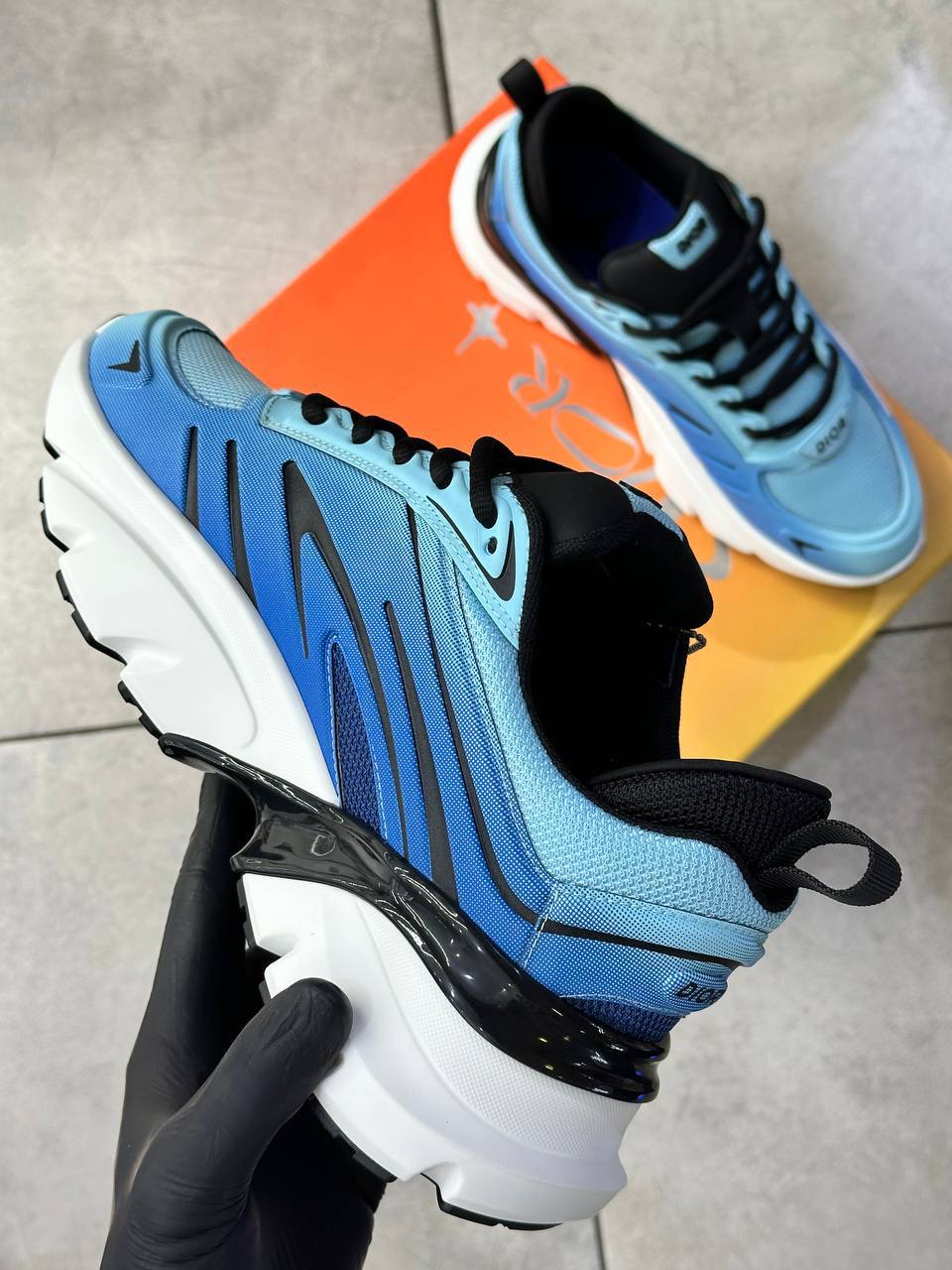 МУЖСКИЕ КРОССОВКИ CHRISTIAN DIOR детальное фото