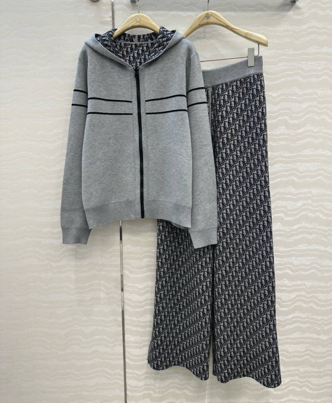 КОСТЮМ ДВУСТОРОННИЙ CHRISTIAN DIOR фото