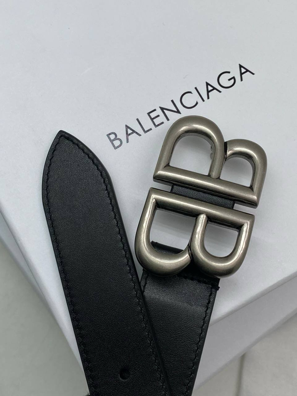 ЖЕНСКИЙ РЕМЕНЬ BALENCIAGA детальное фото