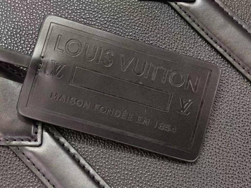 МУЖСКОЙ ПОРТФЕЛЬ LOUIS VUITTON детальное фото
