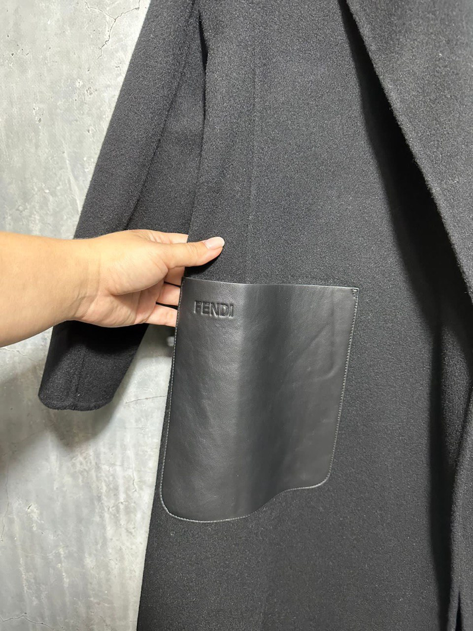 ПАЛЬТО FENDI детальное фото