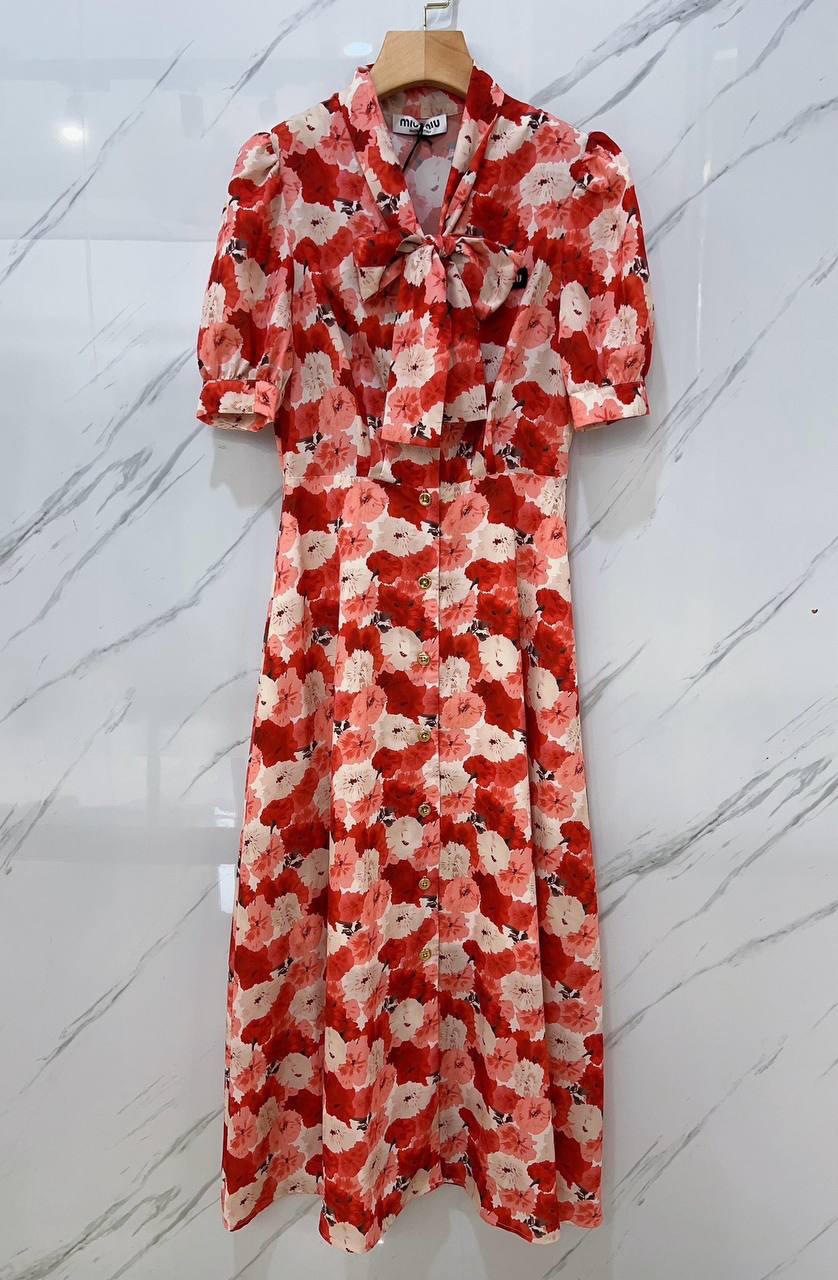 ПЛАТЬЕ MIU MIU детальное фото