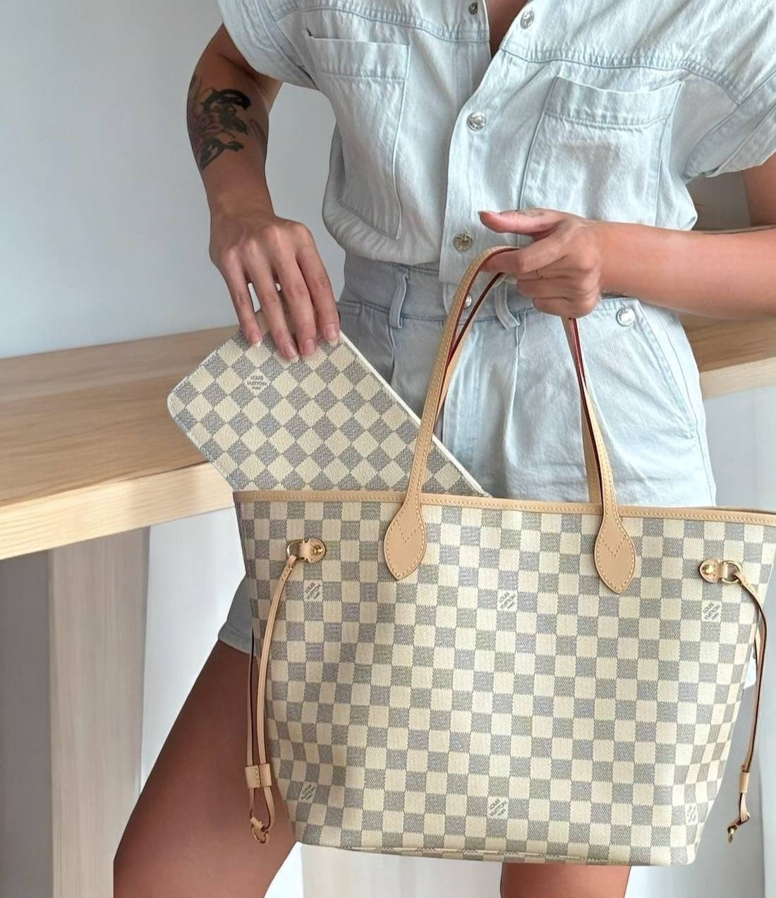 СУМКА LOUIS VUITTON NEVERFULL детальное фото