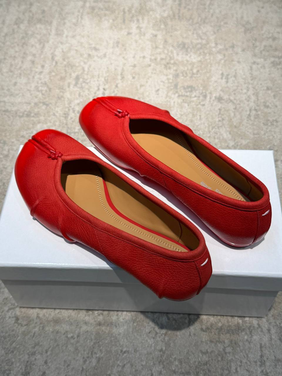 БАЛЕТКИ MAISON MARGIELA детальное фото