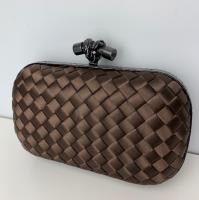 КЛАТЧ BOTTEGA VENETA KNOT фото