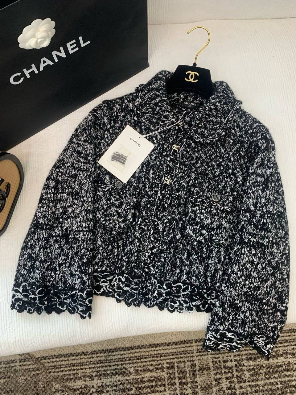 КОСТЮМ CHANEL детальное фото