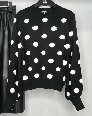 СВИТЕР CHANEL фото