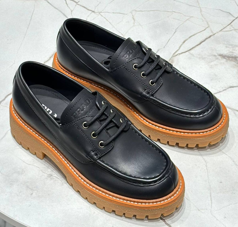 ЛОФЕРЫ PRADA фото