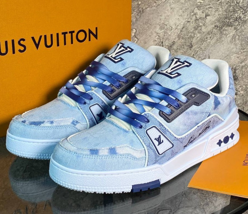 МУЖСКИЕ КРОССОВКИ LOUIS VUITTON фото