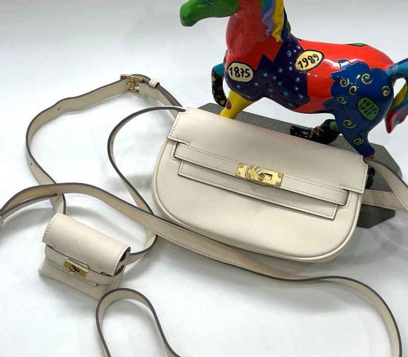 СУМКА HERMES KELLY MOOVE фото