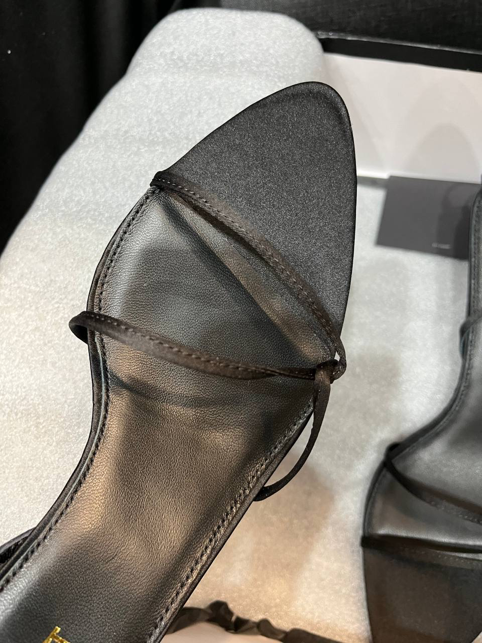 БОСОНОЖКИ SAINT LAURENT детальное фото