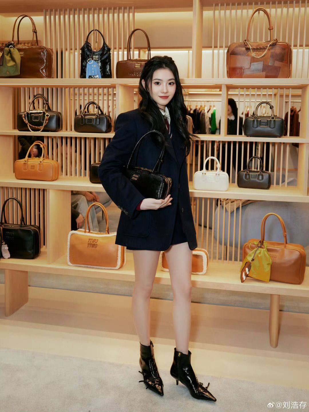 БОТИЛЬОНЫ MIU MIU детальное фото