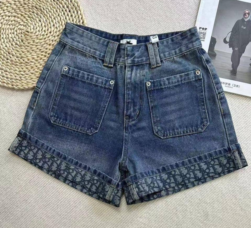 ШОРТЫ CHRISTIAN DIOR фото