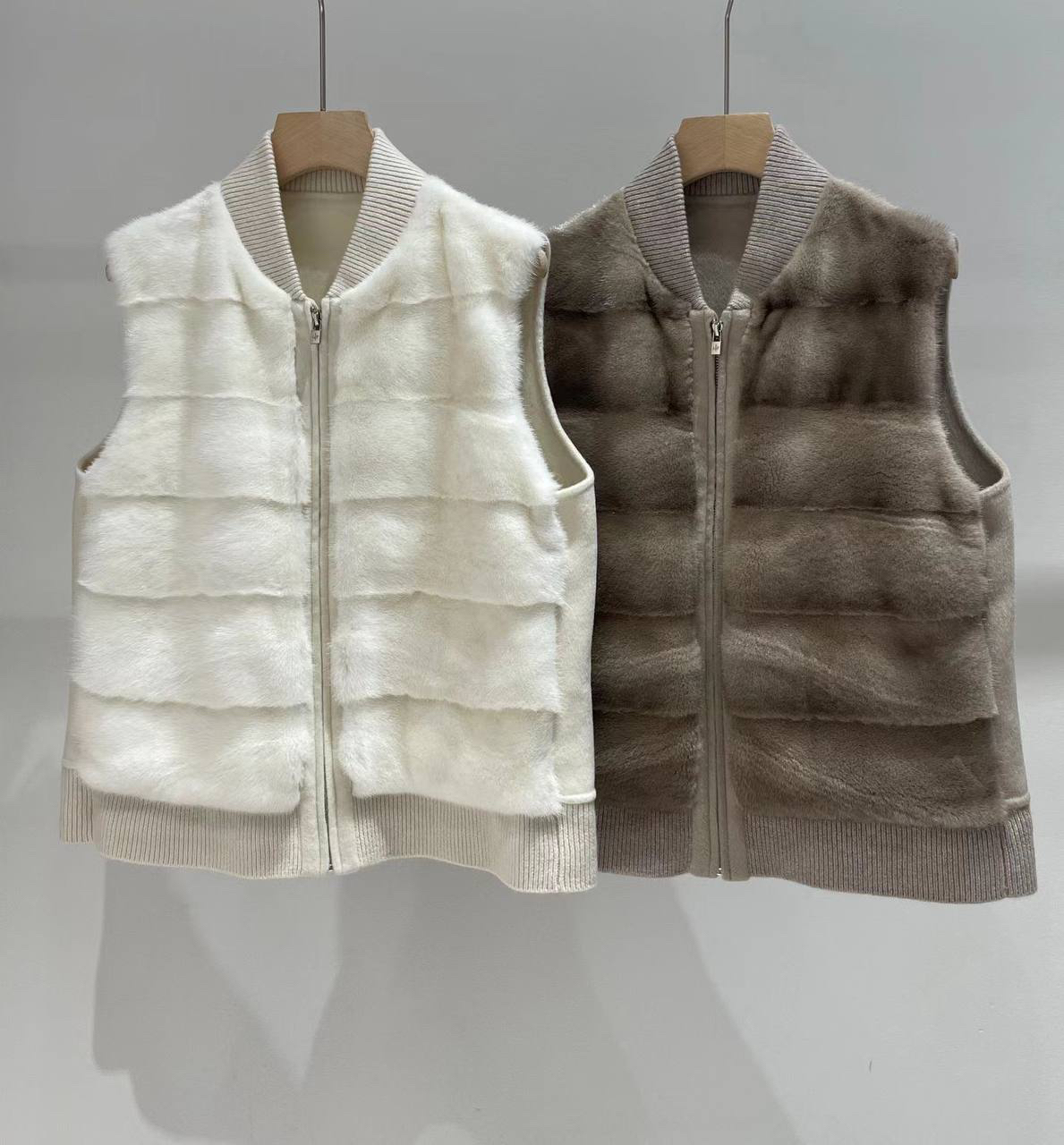 ЖИЛЕТ LORO PIANA детальное фото