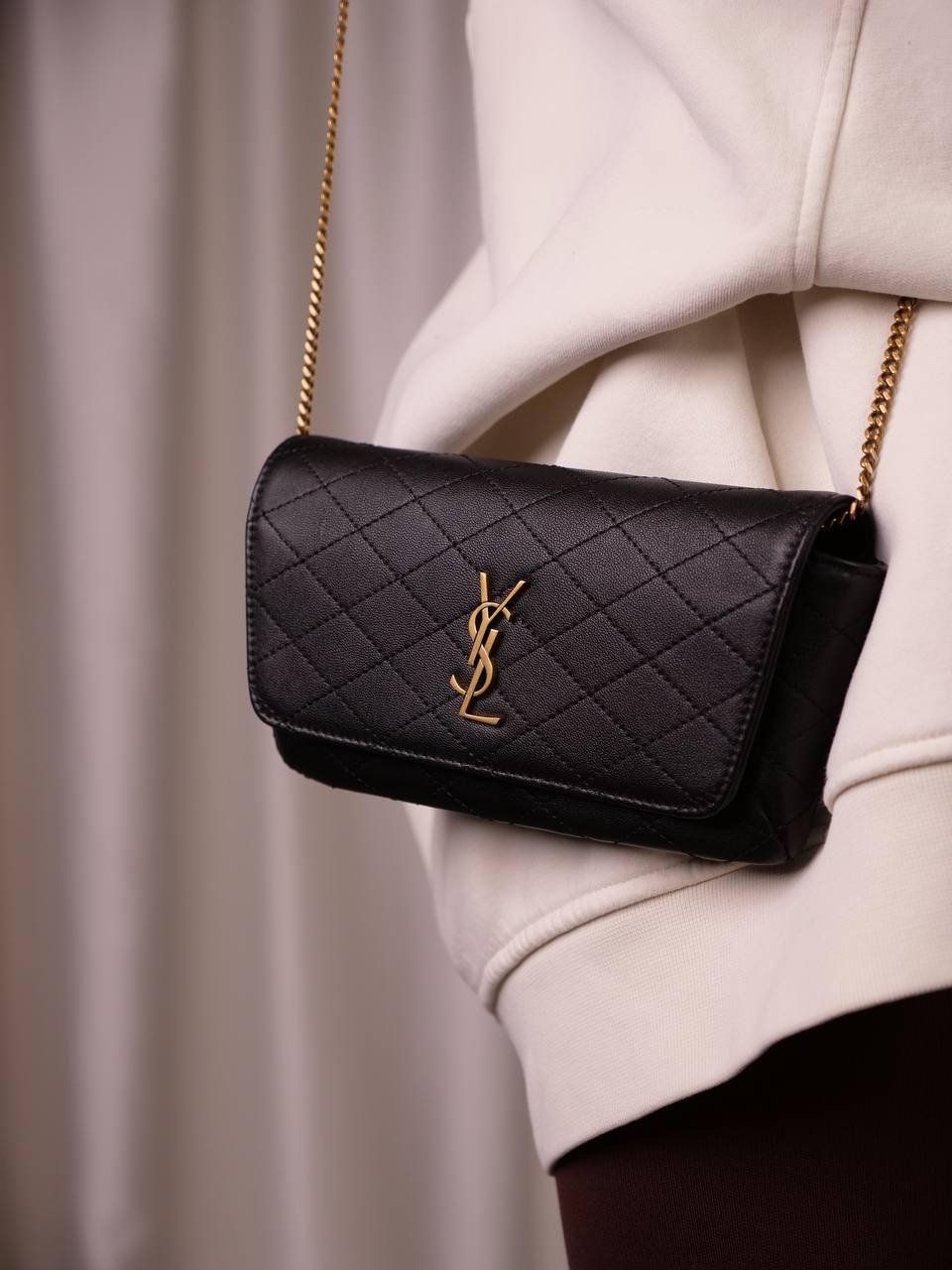 СУМКА SAINT LAURENT детальное фото