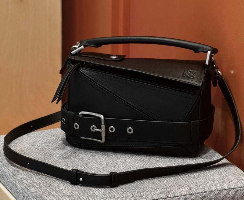 СУМКА LOEWE фото