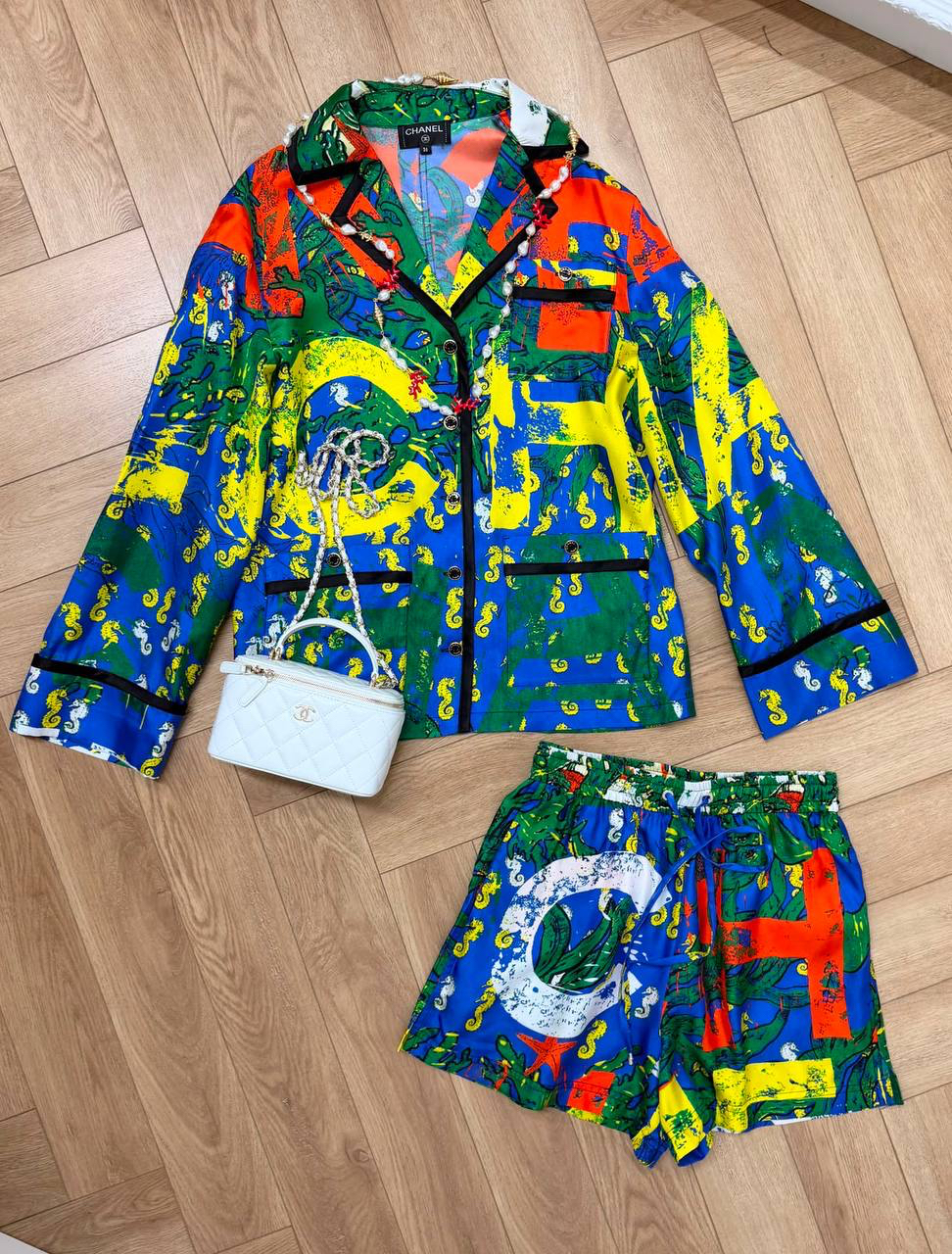 КОСТЮМ CHANEL детальное фото