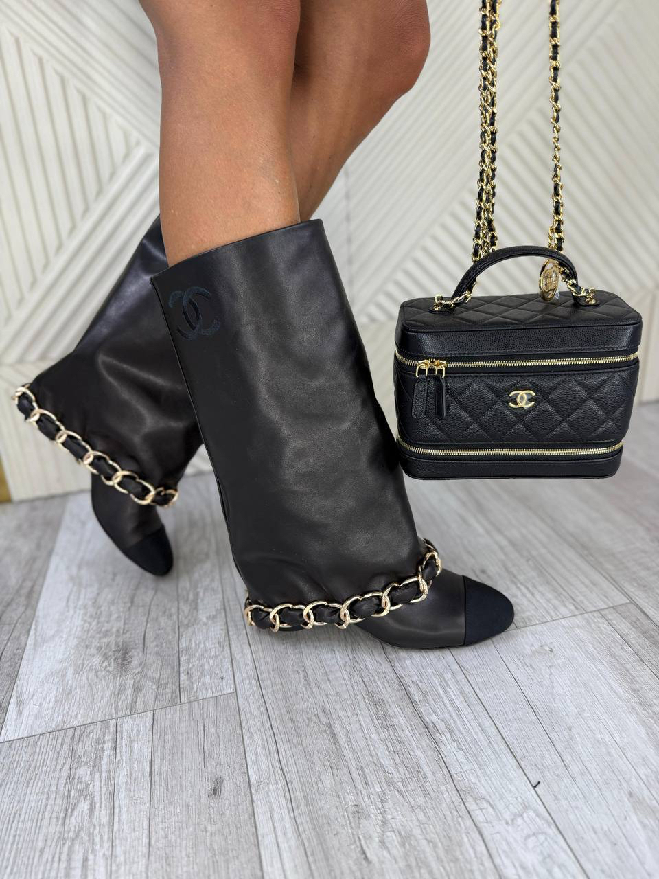 САПОГИ CHANEL детальное фото
