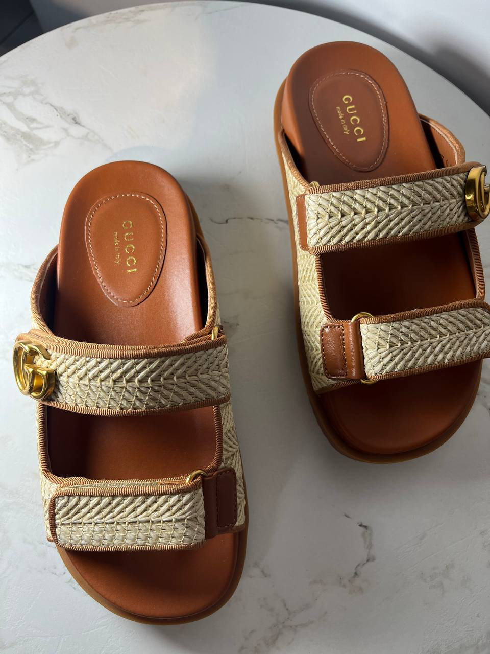 ШЛЕПКИ GUCCI детальное фото