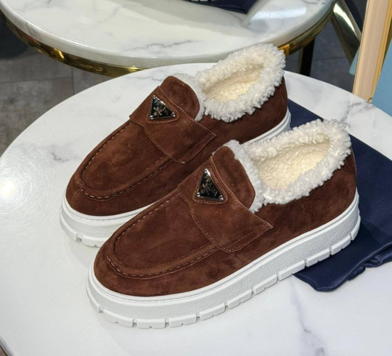 ЛОФЕРЫ PRADA фото